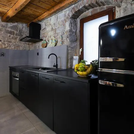 Ps Heritage Stone House Apartman