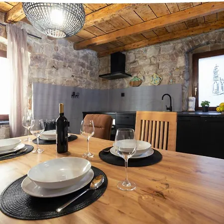 Ps Heritage Stone House *