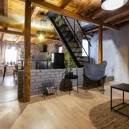 Ps Heritage Stone House Apartman *