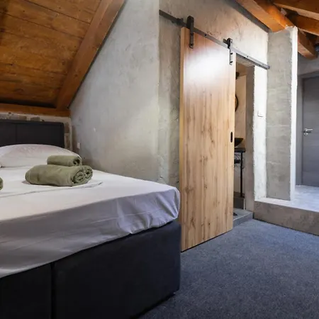 Appartamento Ps Heritage Stone House *