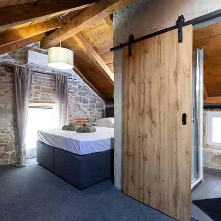 Ps Heritage Stone House *